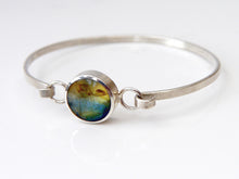 Load image into Gallery viewer, Labradorite Silver Tension Bangle with 12mm round stone