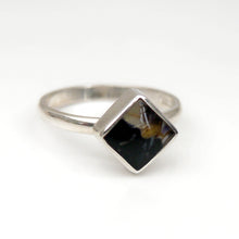 Load image into Gallery viewer, Blue John Silver Ring Square Design