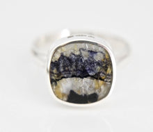 Load image into Gallery viewer, Blue John Ring Square Design