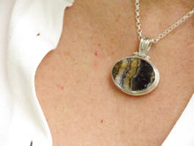 Load image into Gallery viewer, Malachite & Blue John Reversible Pendant Oval