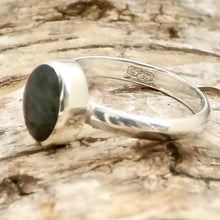 Load image into Gallery viewer, Connemara Marble ring