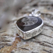 Load image into Gallery viewer, Ammonite & Jet Double Sided Pendant