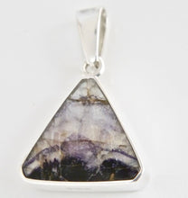 Load image into Gallery viewer, Blue John & Whitby Jet Double Sided Pendant