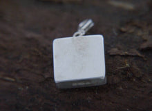 Load image into Gallery viewer, Blue John Pendant Square Design