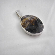 Load image into Gallery viewer, Blue John Pendant Oval Design