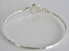 Load image into Gallery viewer, Fluorite Tension Bangle Triangle Design