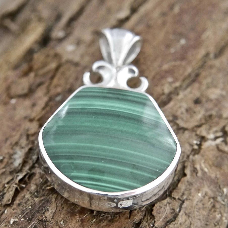 Silver on sale malachite pendant