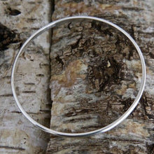 Load image into Gallery viewer, Round Silver Bangle 3mm