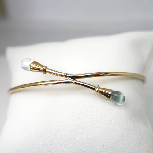 Contemporary 9ct Yellow Gold Topaz Crossover Bangle