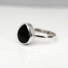 Load image into Gallery viewer, Whitby Jet Sterling Silver Ring Teardrop Design