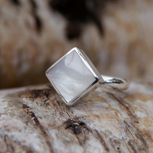 Mother Of Pearl Square Silver Ring