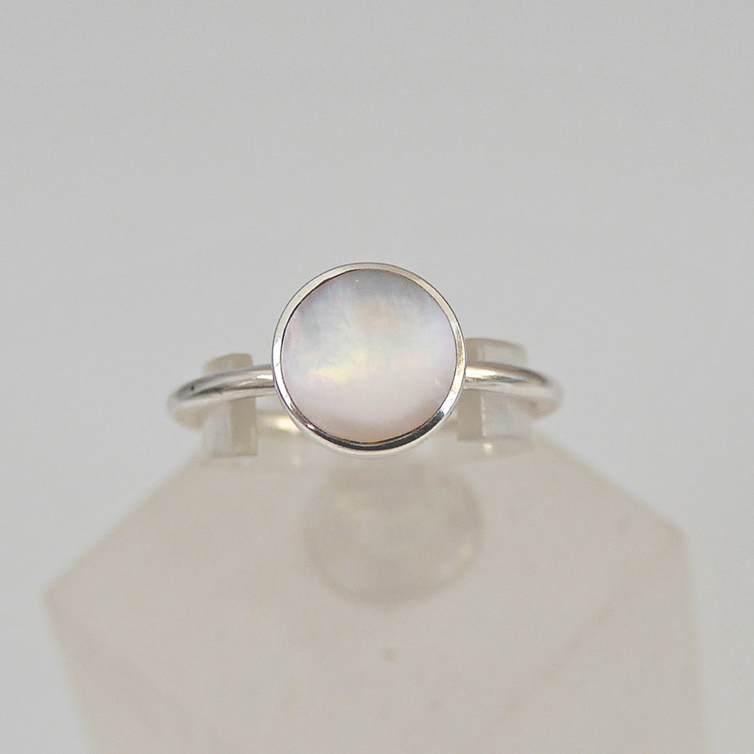 Mother of Pearl Sterling Silver Ring Round Design