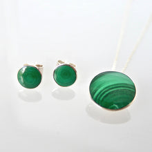 Load image into Gallery viewer, Malachite Pendant and Earrings Gift Set
