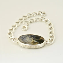 Load image into Gallery viewer, Blue John &amp; Mother of Pearl Reversible Chain Bracelet Oval Design