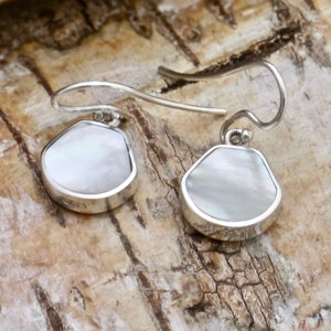 mother of pearl earrings silver shell design