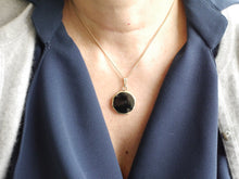 Load image into Gallery viewer, 9ct Gold Whitby Jet &amp; Tiger&#39;s Eye Reversible Pendant