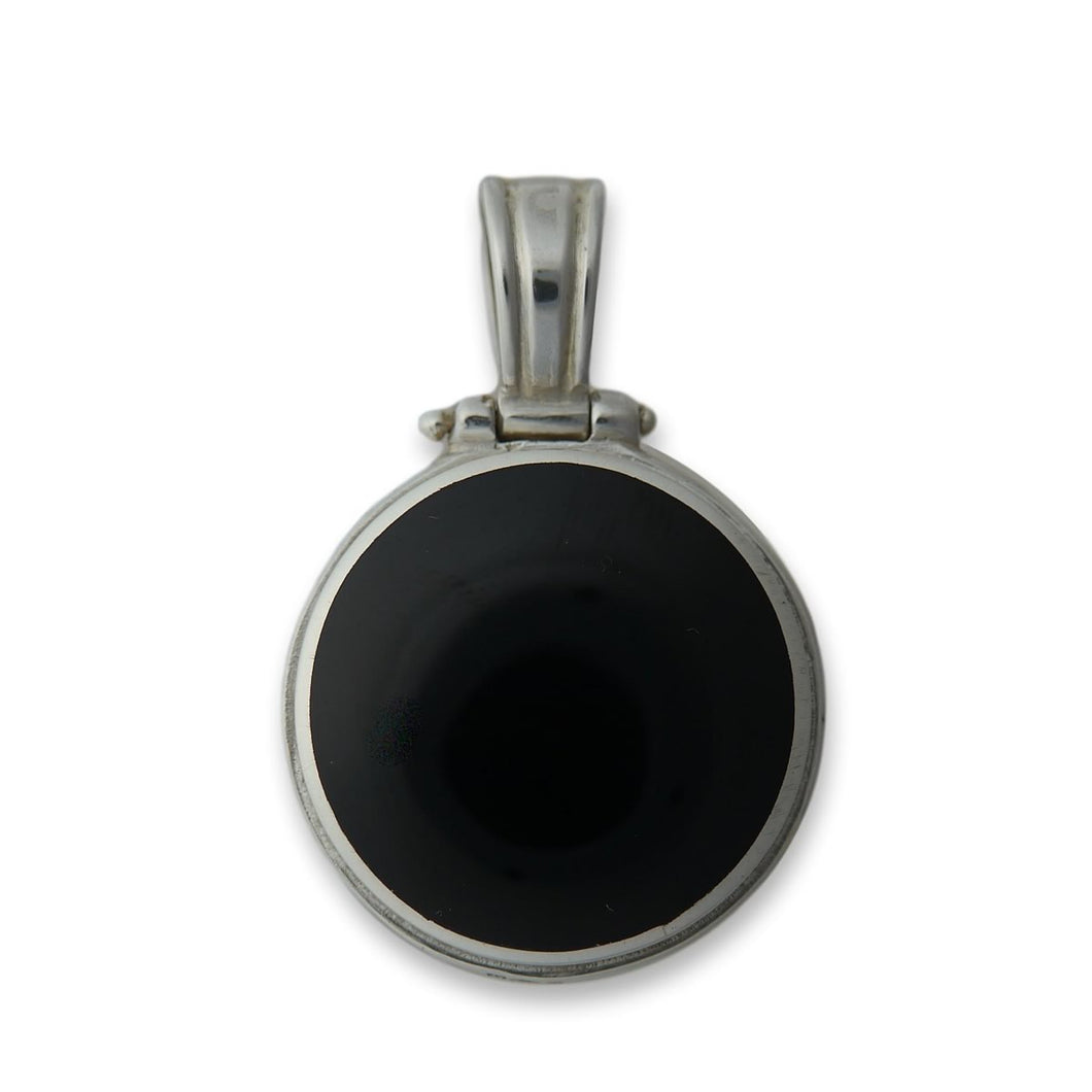 jet reversible pendant with verdite