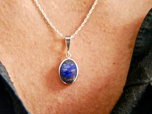 Lapis Lazuli Pendant Oval Design in Silver