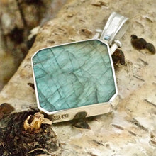 Load image into Gallery viewer, labradorite pendant in sterling silver by my handmade jewellery