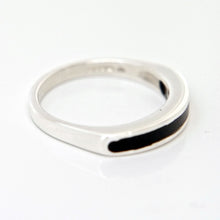 Load image into Gallery viewer, Silver ring inlaid with Whitby Jet