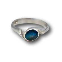 Load image into Gallery viewer, handmade labradorite ring in silver swirl design