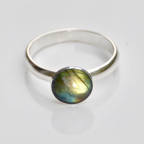 Labradorite Round Silver Ring
