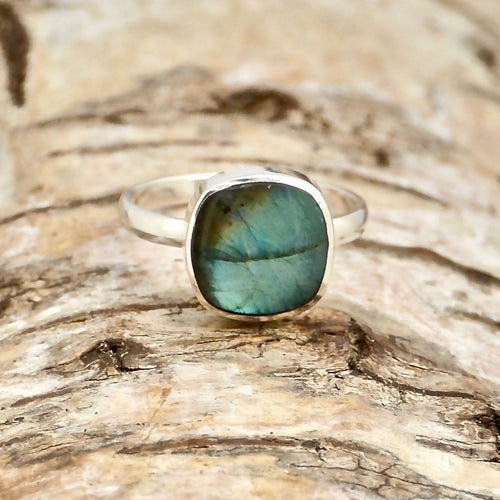 labradorite sterling silver ring by my handmade jewellery