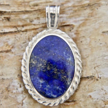 Load image into Gallery viewer, Lapis Lazuli Rope Weave Pendant with Blue John on the reverse side