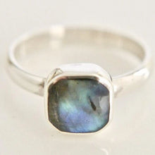 Load image into Gallery viewer, Square Labradorite Silver Ring