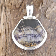 Load image into Gallery viewer, A blue john reversible pendant with labradorite on the other side