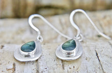 Load image into Gallery viewer, Labradorite &amp; Silver Drop Earrings