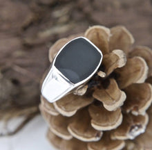 Load image into Gallery viewer, Whitby Jet Silver Gents Ring