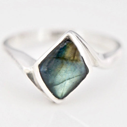 Labradorite Diamond Shape Silver Ring