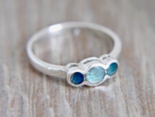 Load image into Gallery viewer, Labradorite Three Stone Silver Ring